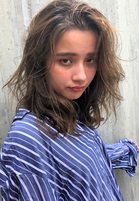 外国人風☆クセ毛風なラフカール×こなれセミディ