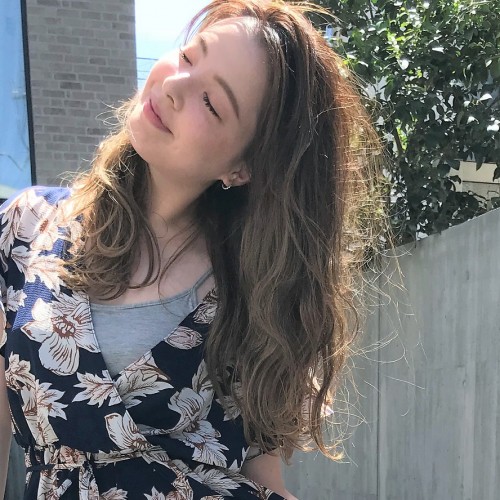 外国人風☆抜け感ハイライト×クセ毛風なラフカール