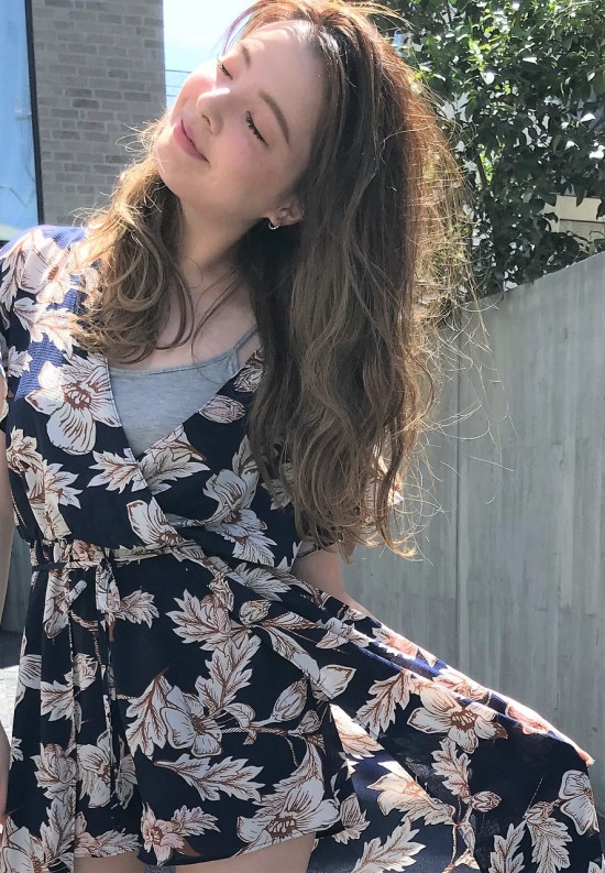 外国人風☆抜け感ハイライト×クセ毛風なラフカール