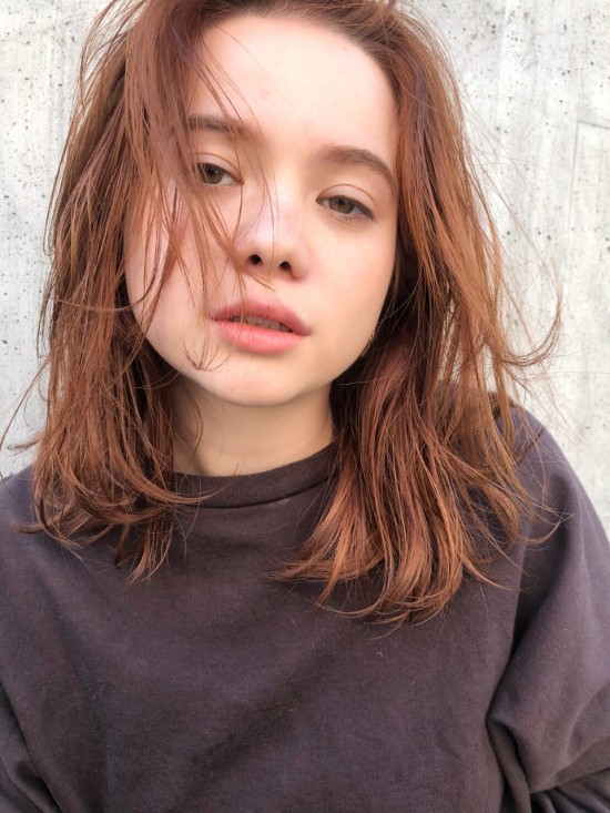 〈スタイリング簡単〉外国人風ジンジャーカラー×ラフストレート